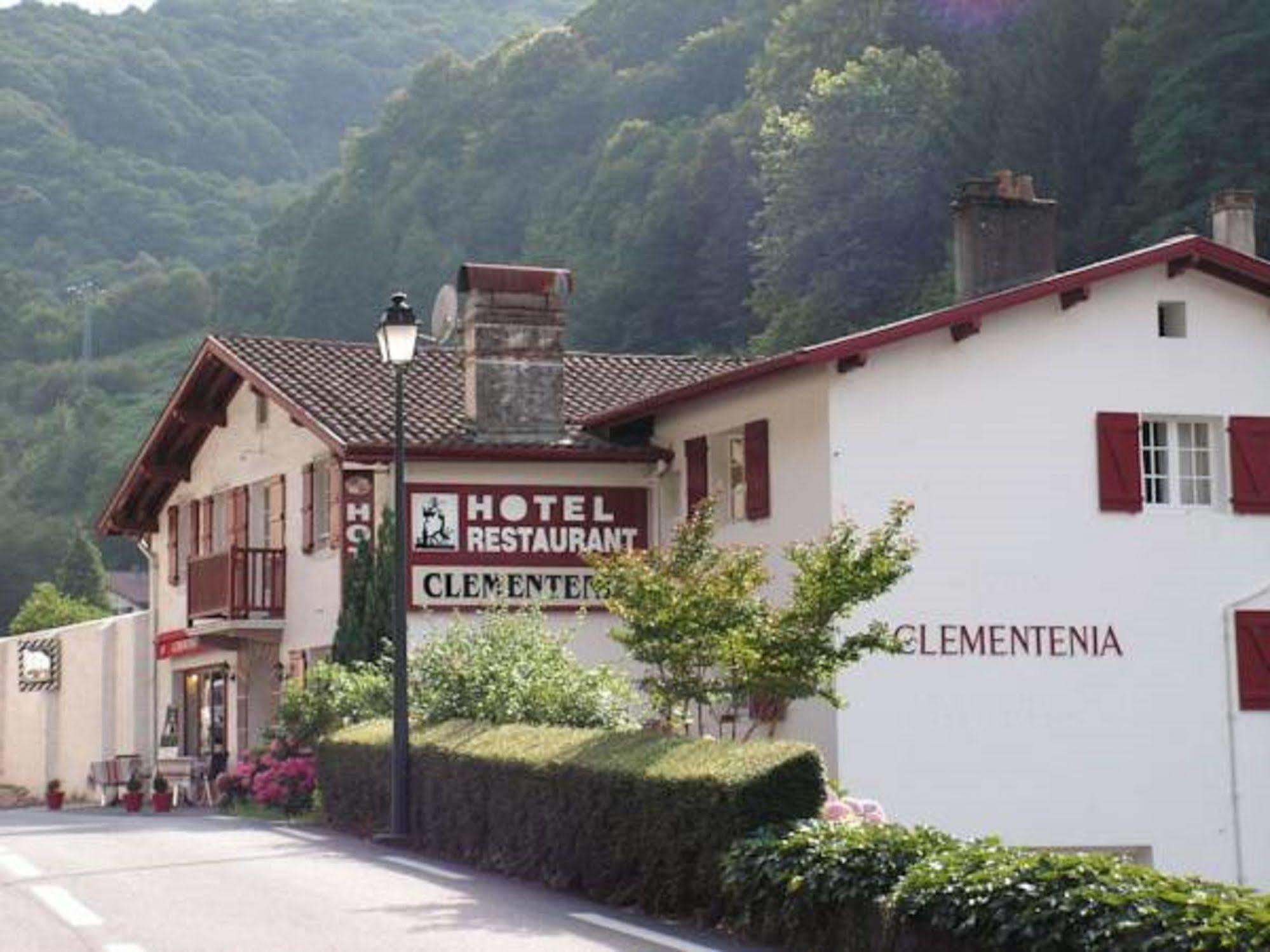 Hotel Le Clementenia Arnéguy Zewnętrze zdjęcie